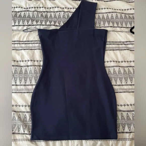 Nice navy blue dress - Picture 2 of 3